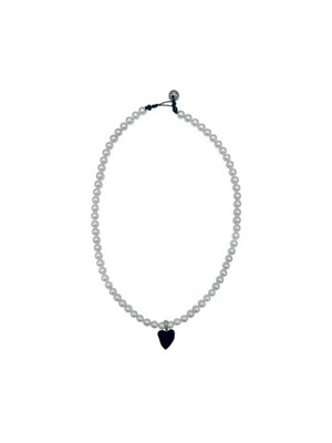 MIMI Black Heart Pearl Necklace