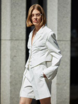 PALAIS Button Detail Tailored Cropped Jacket_Off White