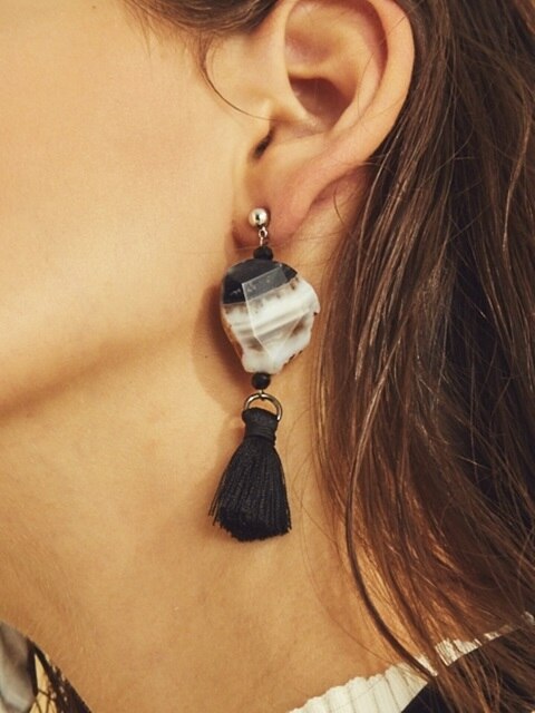 black agate & tassel earrings
