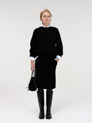 Corduroy h-line skirt (Black)