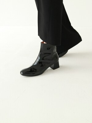 T023 basic boots patent black (5cm)