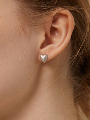Sanding Heart Earring (2color)