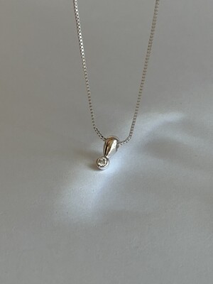bezel one stone silver necklace