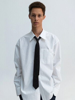 layered pocket shirts (white)