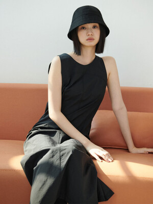 Nylon Sleeveless Dress (Black)