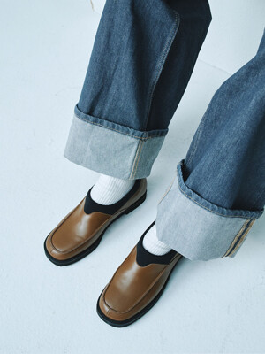 Pale span loafer (Brown)