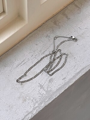 manly curb chain silver necklace