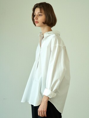 loose fit shirt (white)
