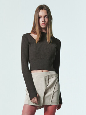 CUT OUT DETAIL KNIT TOP [BROWN]