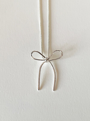 Bow Necklace (silver)