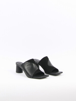 Ari Sandals Leather Black
