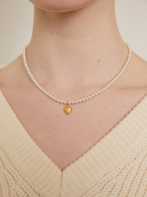 Sanding Heart Pearl Necklace (2color)