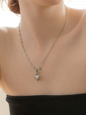 Folder heart pendant with mix chain necklace