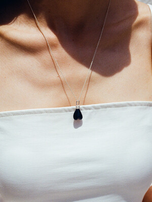 Stone love necklace (Black)