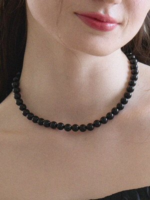 8mm onyx necklace