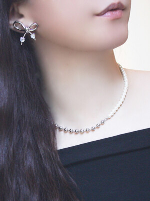 Half Pearl necklace