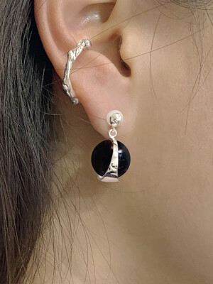 ARC earring ( onxy )