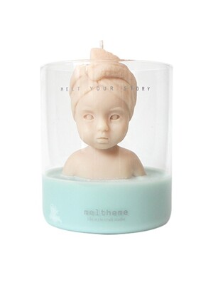 figure soy candle-Mell in the bath 2