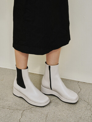 ACORN BOOTS-off white
