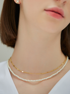coco pearl necklace
