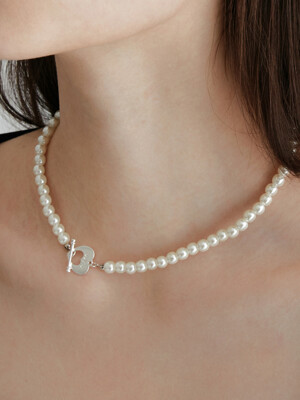 [925 SILVER] Pearl Heart Toggle Necklace