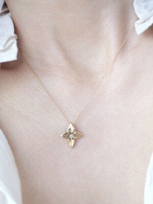 Freya necklace