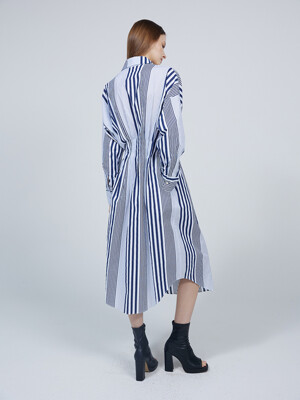 [ESSENTIAL] Side pleated stripe shirt dress