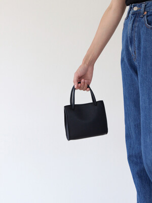 Plain square bag S (bk)