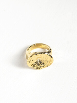 The Trace Ring Gold