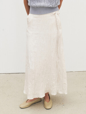 TFR CREASED SHEEN FLARE SKIRT_2COLORS