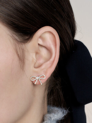 plain cubic ribbon earring