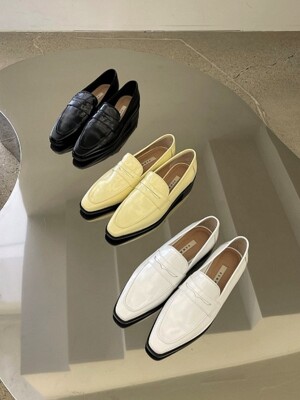 New-Classic Penny Loafer _ (3 colors)