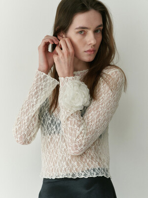 Flowery Lace T-Shirts Ivory_S241TS04