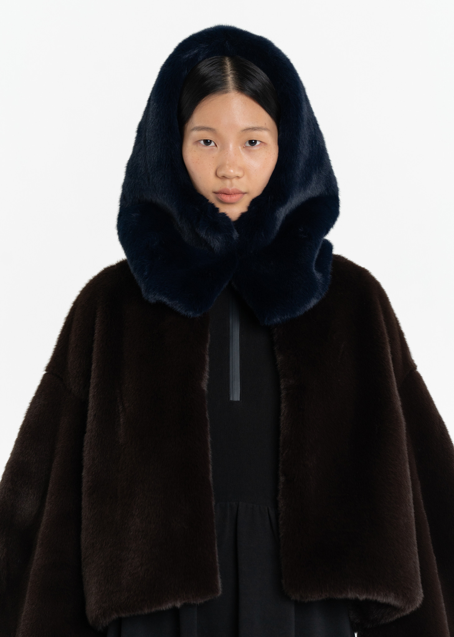 아모멘토]ECO FUR BALACLAVA (2COLORS)