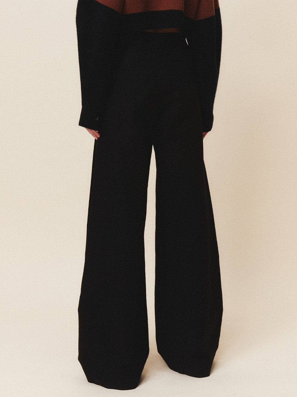 ★ MISEKI SEOUL★ Pocket pintuck wide pants BLACK MSK251PT0 Pocket pintuck wide pants BLACK - Miseki seoul | 60% - Asian