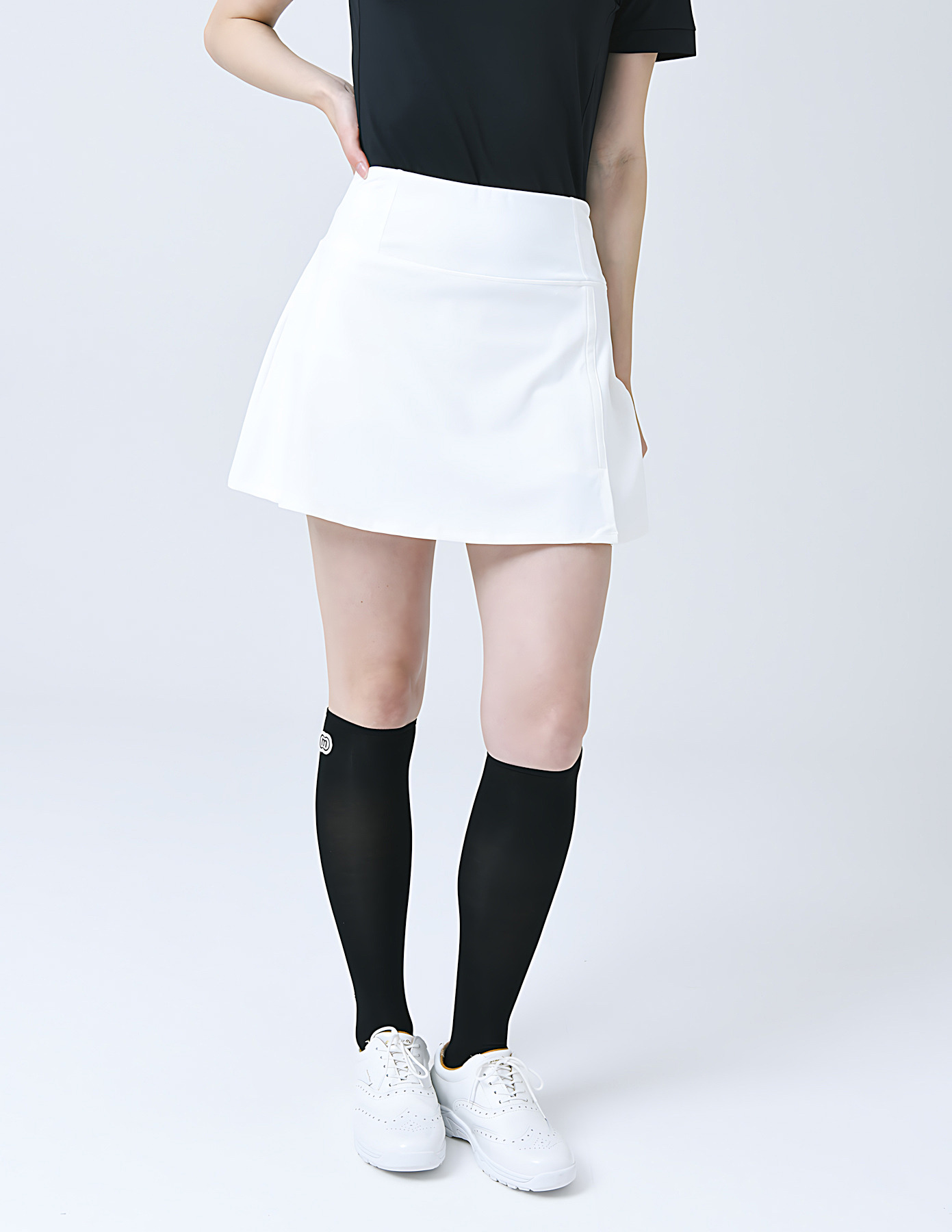 25SS 기능성 나일론 스판 쎄미 A-라인 화이트 스커트 상세 이미지 7