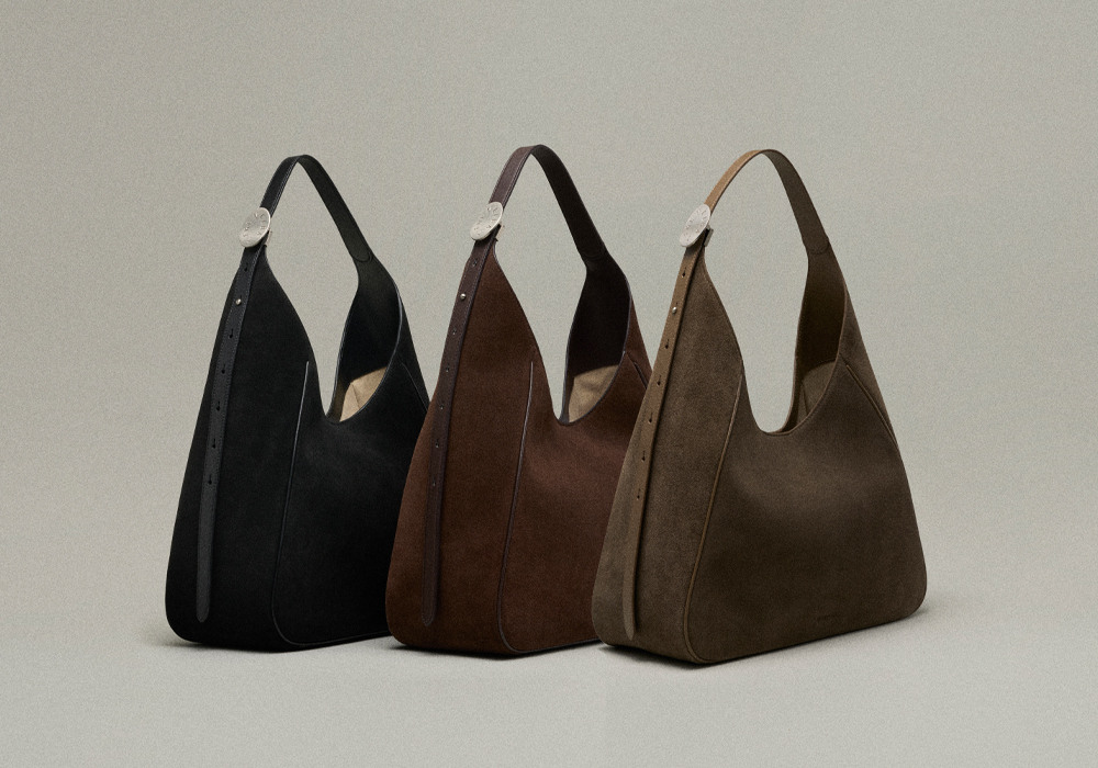 엘바테게브][단독]Plaque Hobo Bag Suede 플라크 호보백