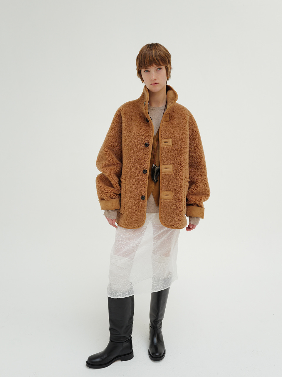 모노하]Reversible shearling coat (ivory / brown / black)