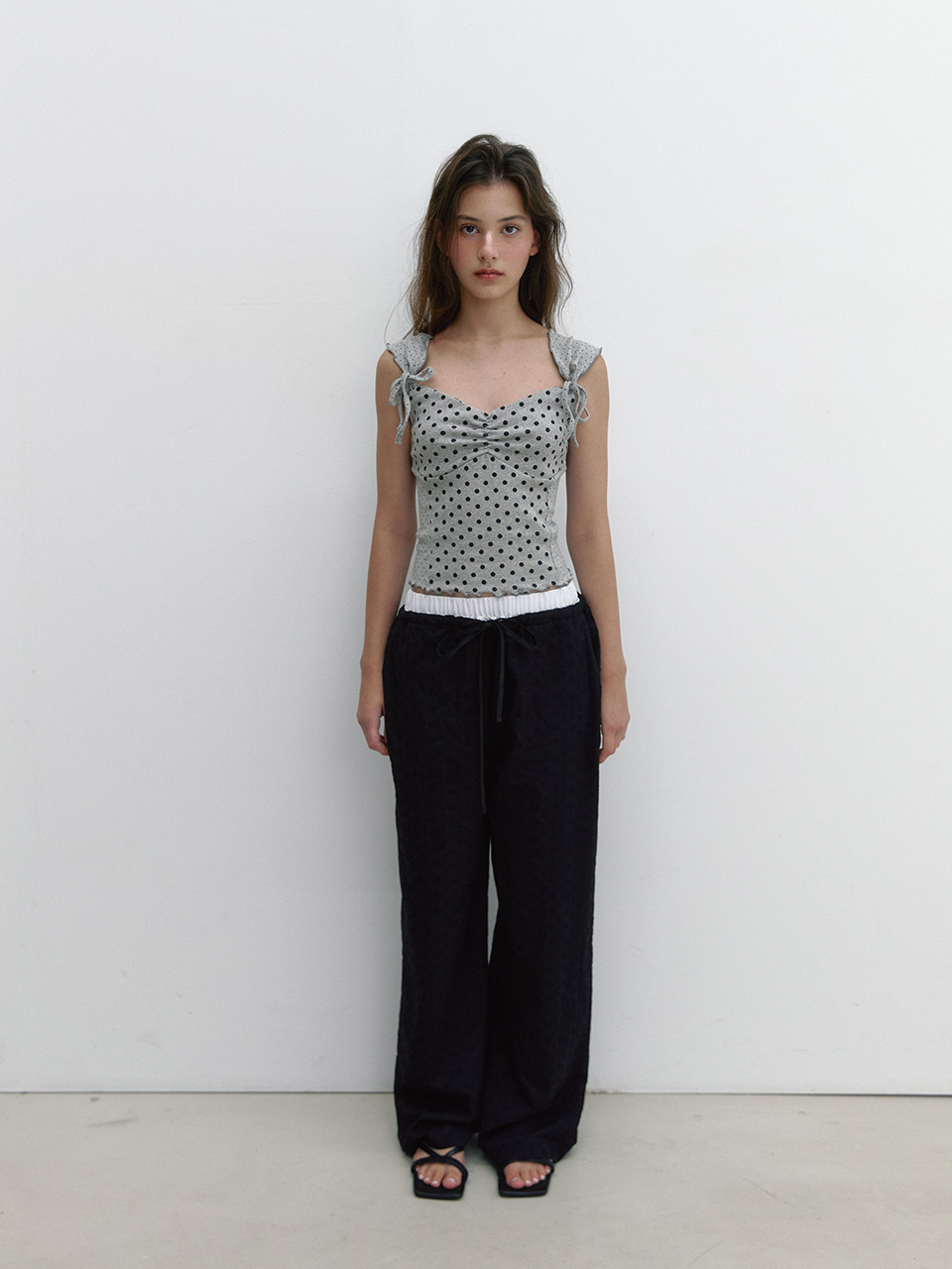 MUSINSA公式 | ASURA FLOWER STITCH COTTON PANTS (BLACK)