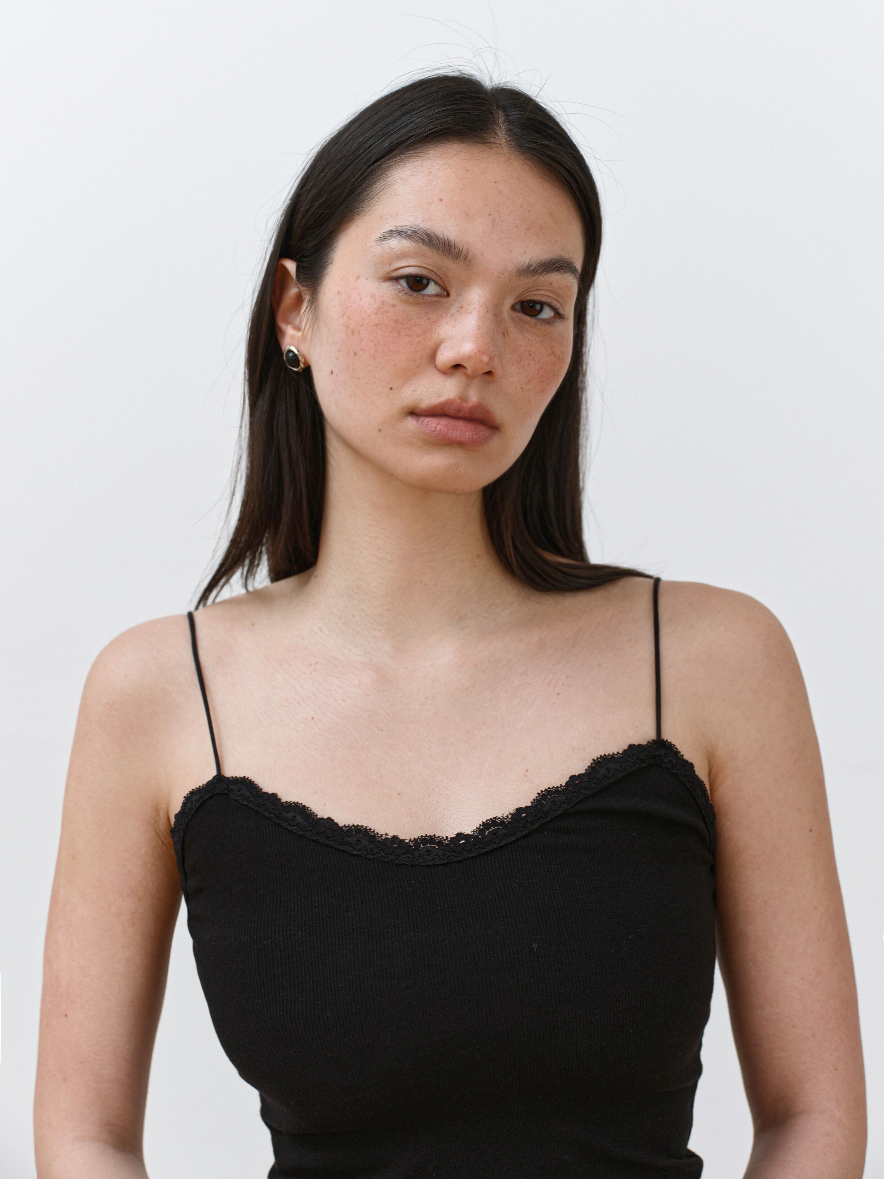 SIENNA LACE SLEEVELESS - 2 COLORS BLACK