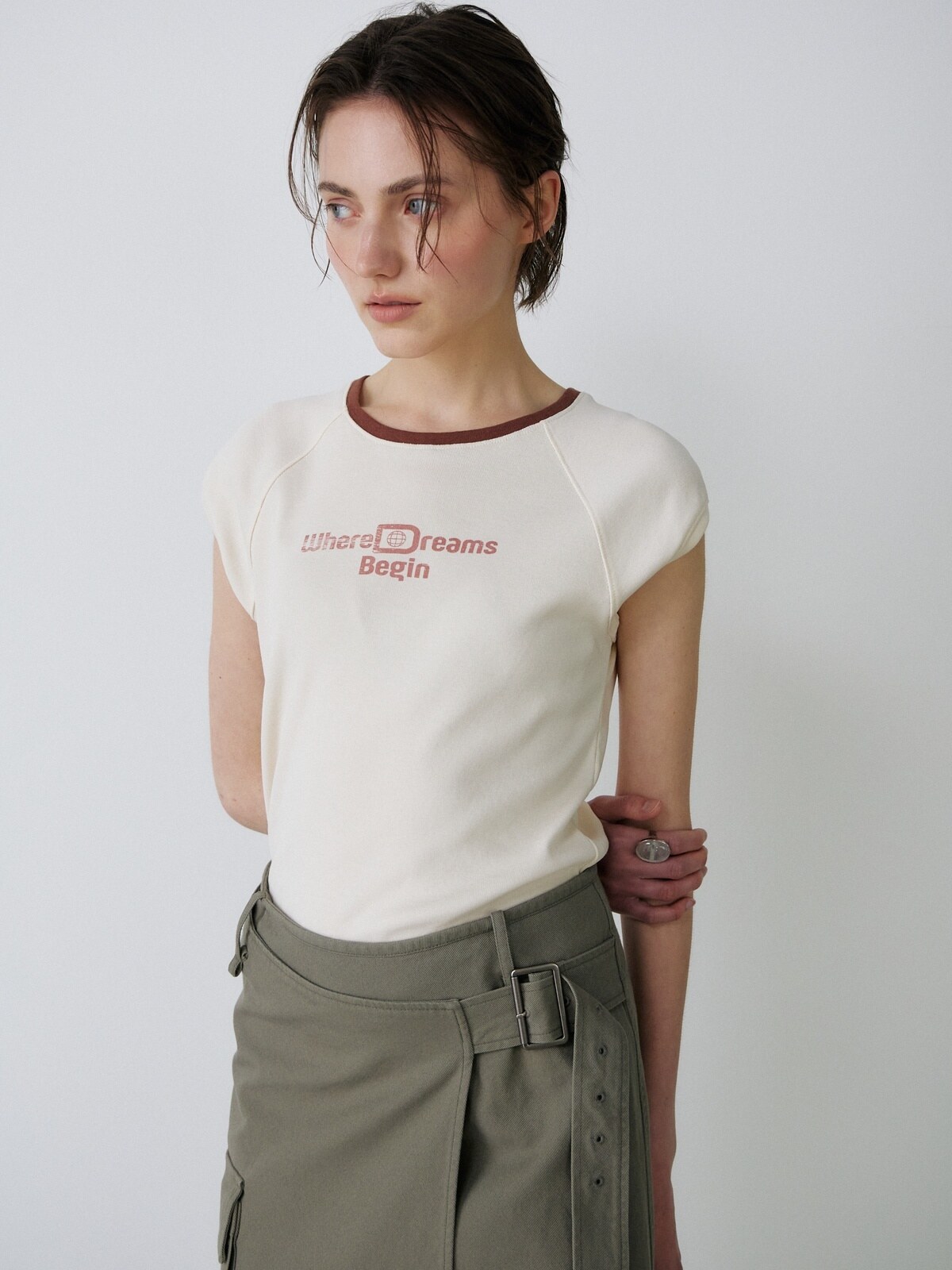 [2ND] CAP SLEEVE LETTERING T-S - 2 COLORS CREAM