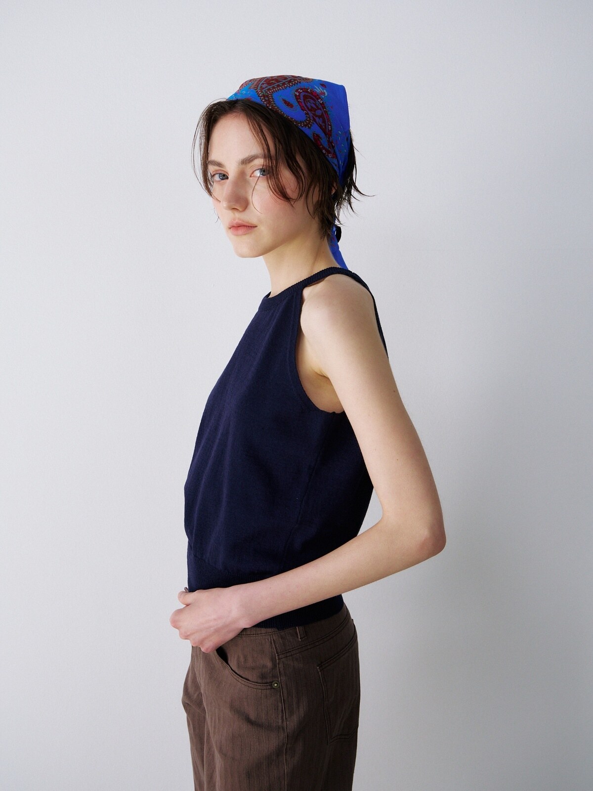 OPEN-BACK HALTER KNIT TOP - 3 COLORS NAVY