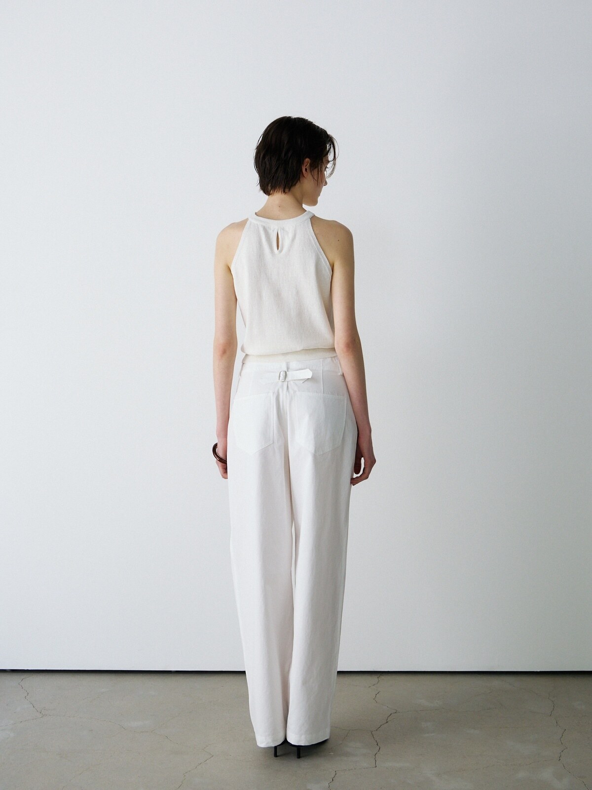 OPEN-BACK HALTER KNIT TOP - 3 COLORS IVORY