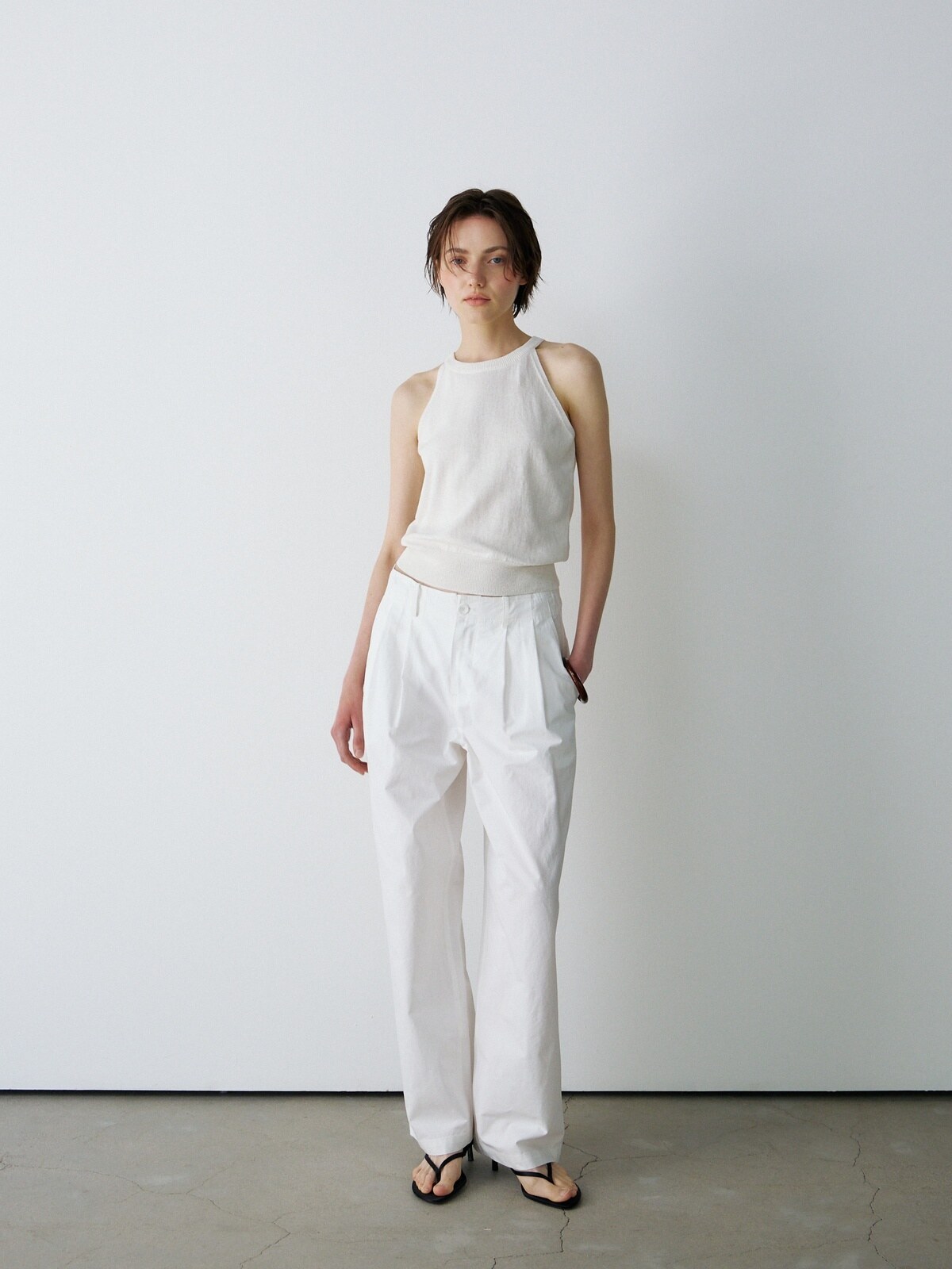 OPEN-BACK HALTER KNIT TOP - 3 COLORS IVORY
