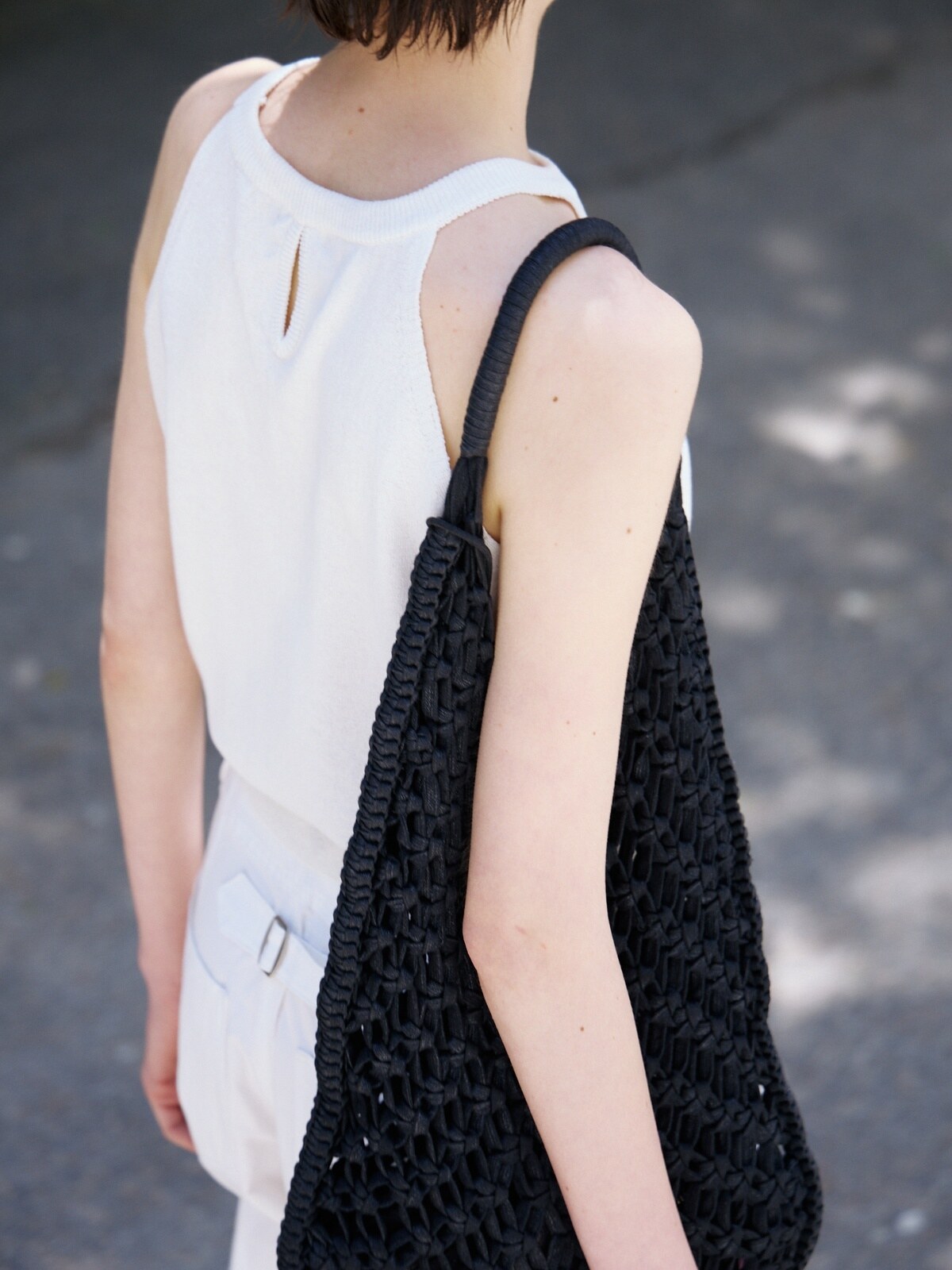 OPEN-BACK HALTER KNIT TOP - 3 COLORS IVORY