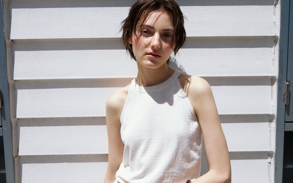 OPEN-BACK HALTER KNIT TOP - 3 COLORS IVORY