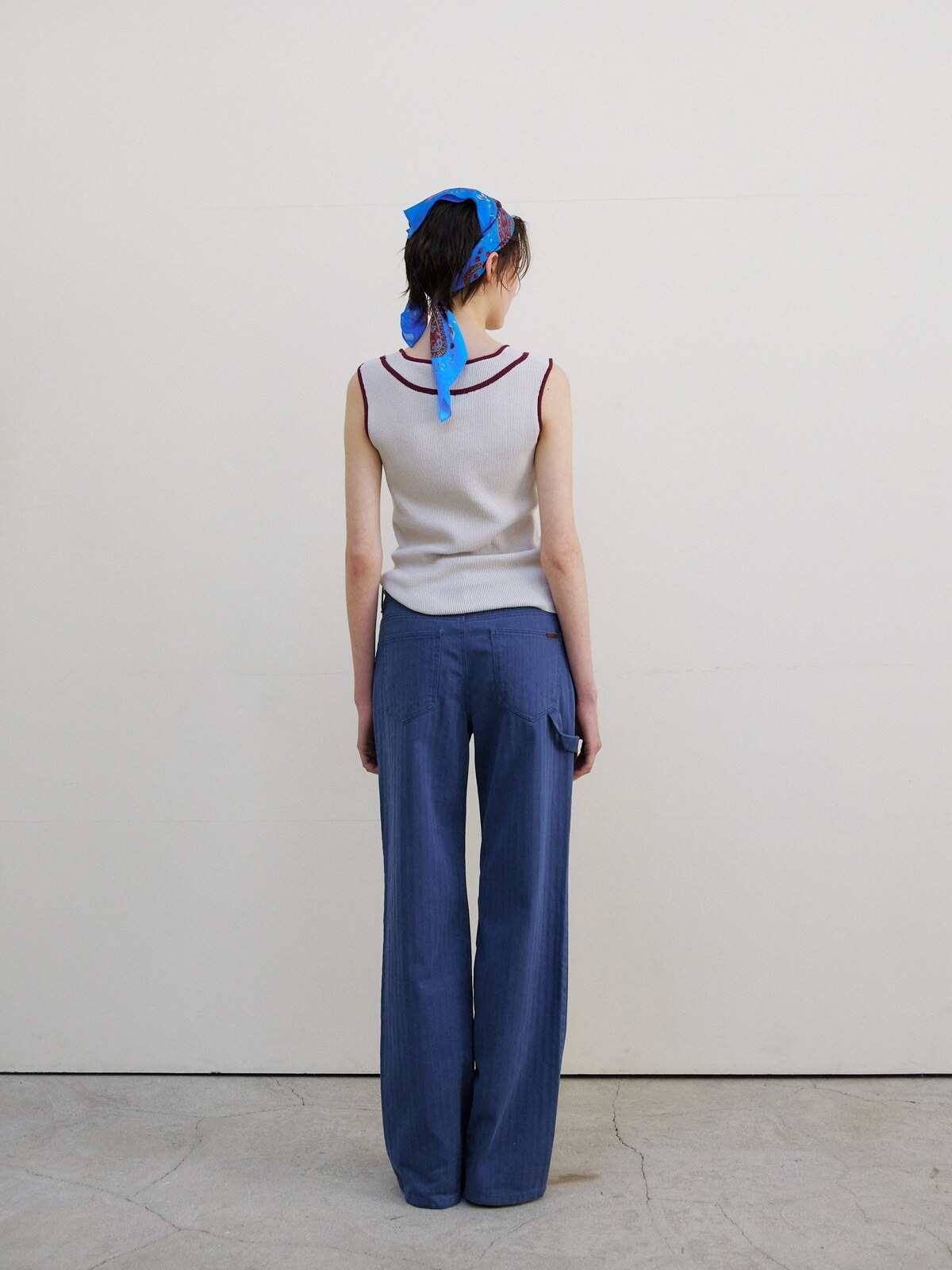 TRIMMING SLEEVELESS KNIT TOP - 2 COLORS GREY