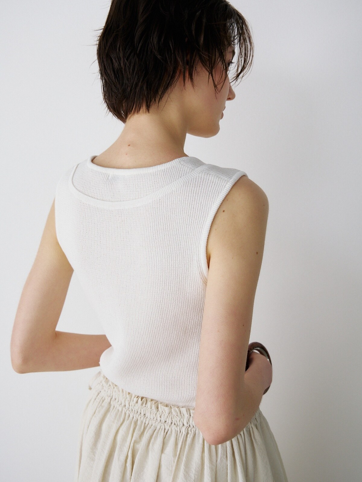 TRIMMING SLEEVELESS KNIT TOP - 2 COLORS IVORY