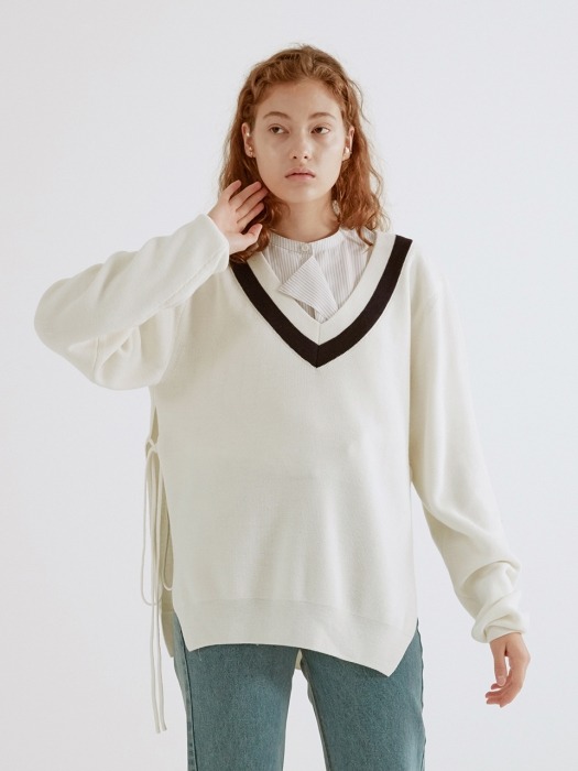 TWO-TONE OPEN-SIDE KNIT TOP (CREAM)