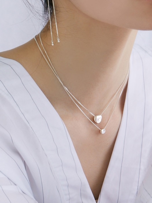 Off White Daily Simple Necklace